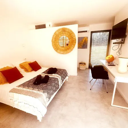 Les Madones Appartement Nîmes Buitenkant foto