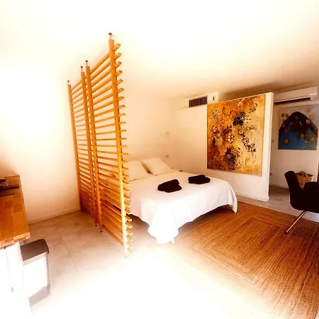 Les Madones Appartement Nîmes Buitenkant foto
